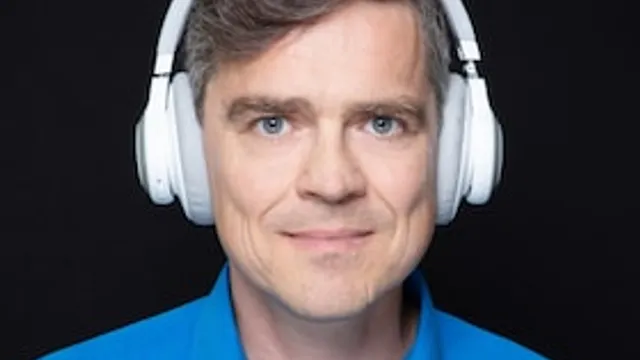 Henning Schmidtke - "Es ist nicht alles so scheiße, wie du denkst"