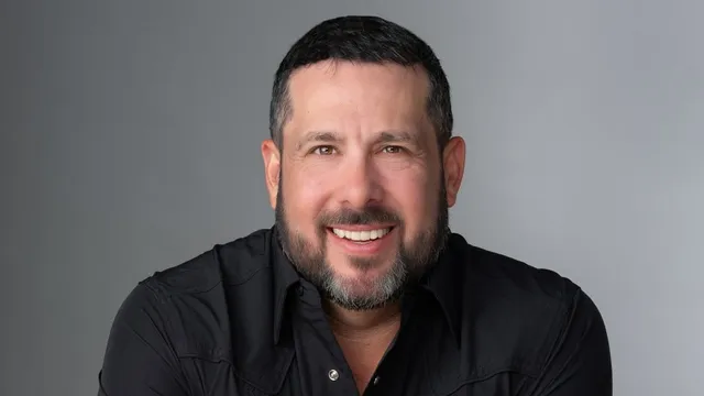 Steve Treviño Family Man Tour