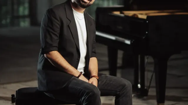 Jonathan Zelter  Nah & Unplugged 2026