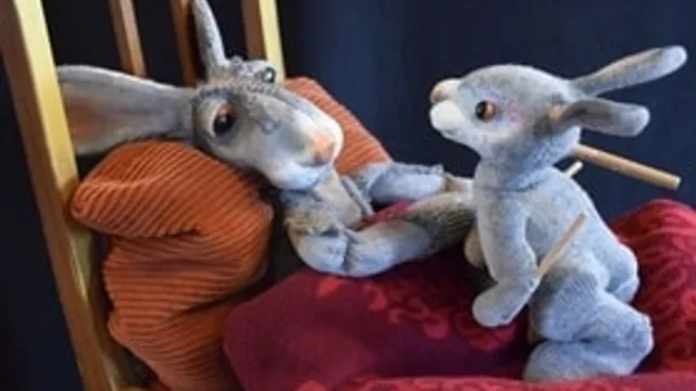 Theater Couturier zeigt: "Weihnachten beim kleinen Hasen" (3+)
