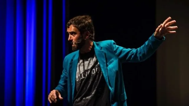Zuhaitz Gurrutxaga: "Nortasun agiria"