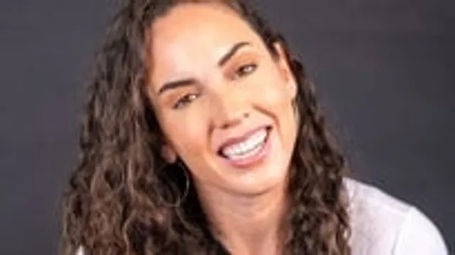 Caitlin Peluffo