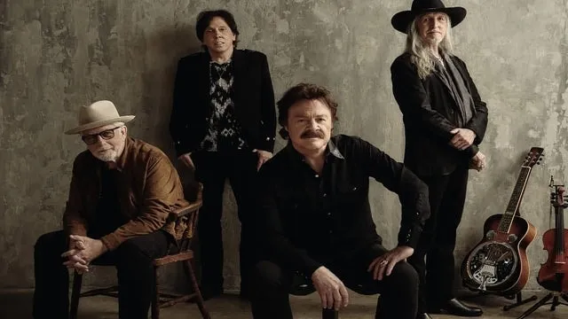 The Doobie Brothers: Walk This Road Tour
