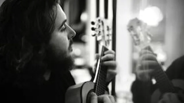 Matheus Donato Trio (Brasilien) | Weltmusik - Virtuos-magische Cavaquinho