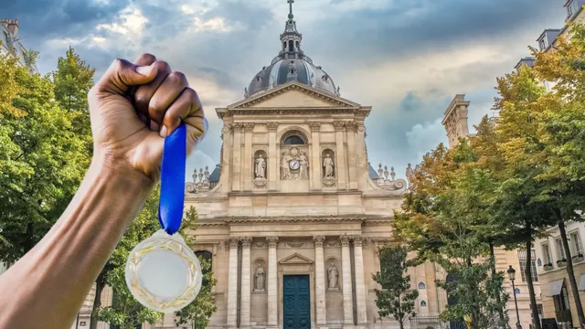 Jeu de piste - Enquête à Paris : Le Revers de la Médaille