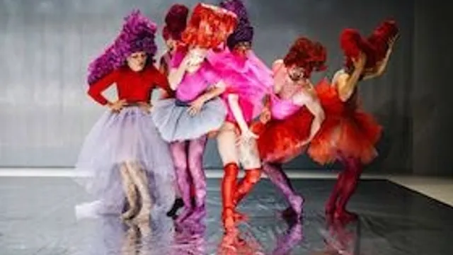 EINE BALLETTOPER