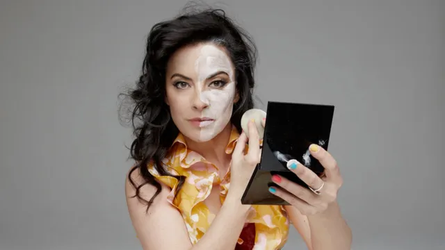 Camille O'Sullivan: the Art of Falling Apart