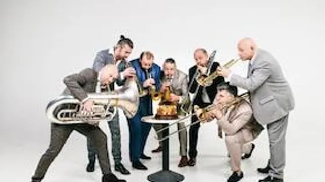 MNOZIL BRASS - JUBELEI - 30 Jahre MNOZIL BRASS