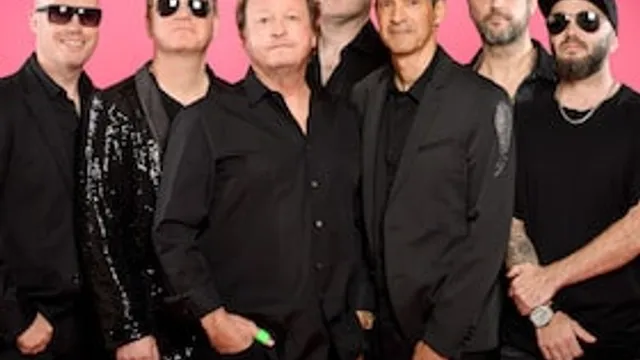 Level 42 - Support: Oytun Ersan & Blue Deja Vu