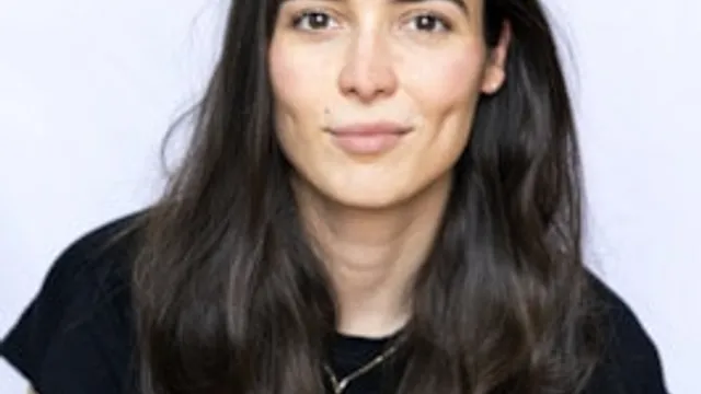 Sara Karas - No Wonder A Woman