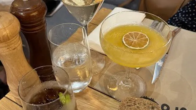 Hoppá! Bistro borkóstoló Michelin ajánlott bisztróban