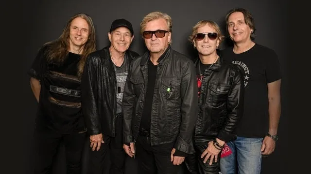 Honeymoon Suite, Headpins & Lee Aaron