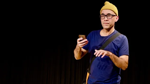Simon Chen – ER WILL NUR SPIELEN