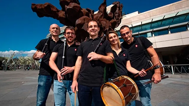Banda Municipal de Txistularis de Bilbao: "KANTALDIA"