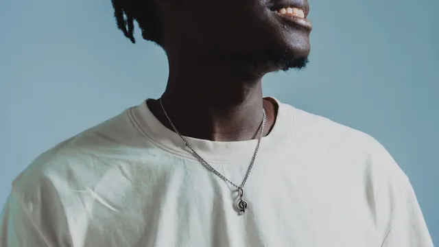 Ezé