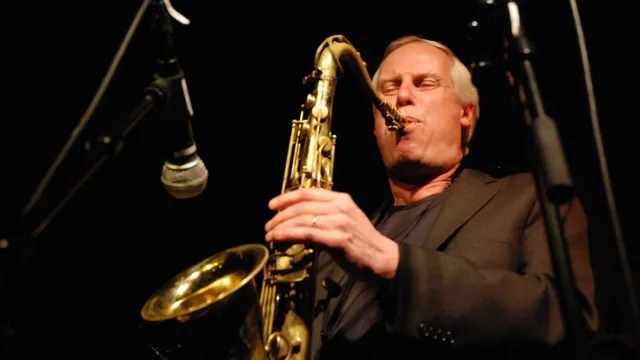 SIMON SPANG HANSSEN & EAR WITNESS