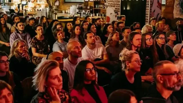 Gothic Fiction, Gender and the Rise of Dark Academia - Talks in the Pub