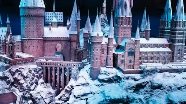Harry Potter Warner Bros. Studios with Coach Transport from London