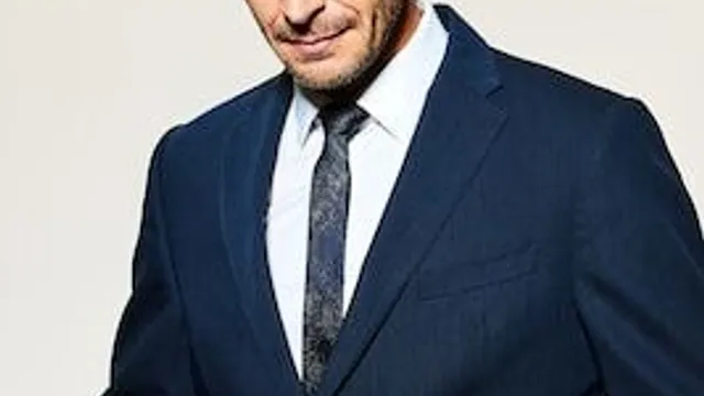 Florian Schroeder