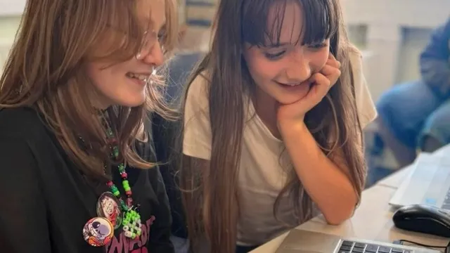 CHARACTER DESIGN 101 (AGES: 8-12)
