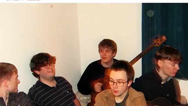 Gravyboat + The Curfew