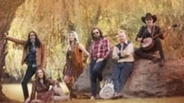 CCR Reborn - La Revue Musicale