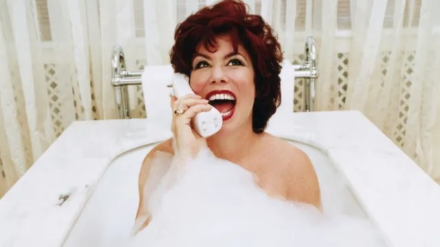 Ruby Wax : Absolutely Famous