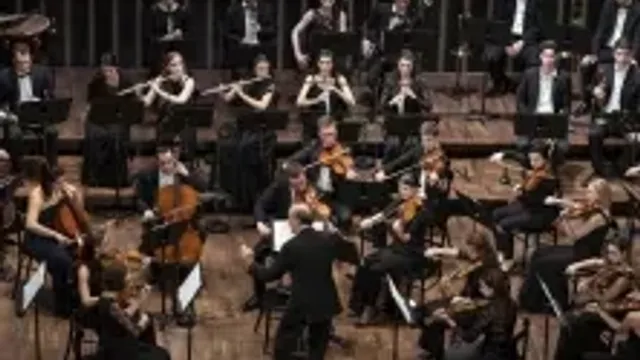 Takács-Nagy Gábor és a Zeneakadémia Szimfonikus Zenekara