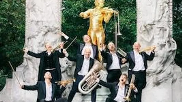 MNOZIL BRASS - STRAU$$