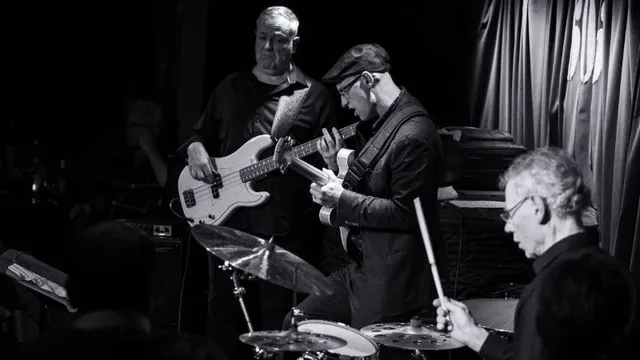 The Pete Roth Trio featuring Bill Bruford