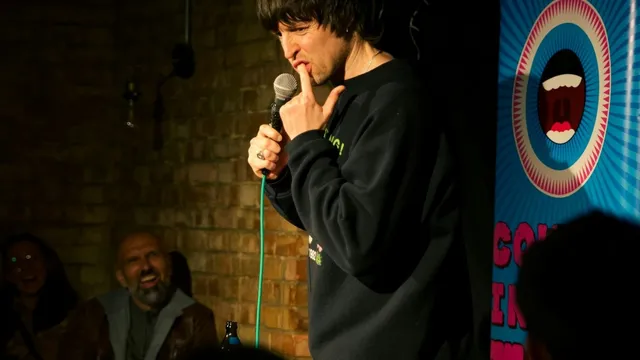 £3 Award Winning Stand Up Comedy + £3 Drink Deal