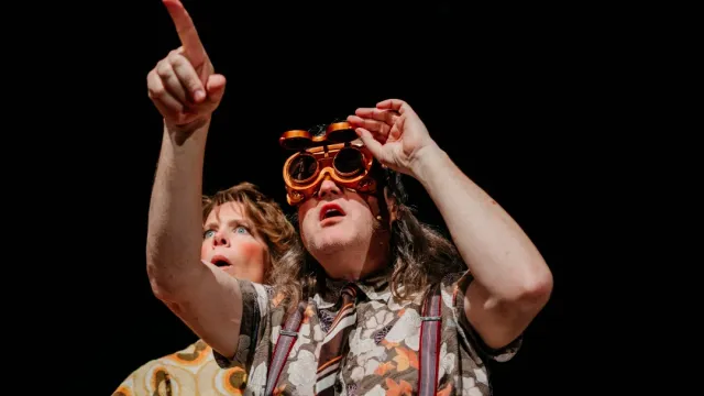 Würfelbrot Ein Theaterstück über das "Anderssein" für Kinder von 5 bis 13 Jahren