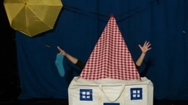 Figurentheater Esther Nicklas zeigt: "Socke, Mond und Sterne" (2+)