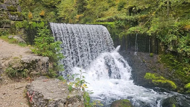 Wanderung zur Quelle des Doubs