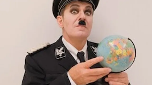 Saison 2026/2027 - Der große Diktator - Nach Charlie Chaplin