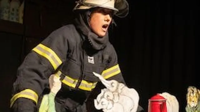 Bei der Feuerwehr wird der Kaffee kalt (4+)