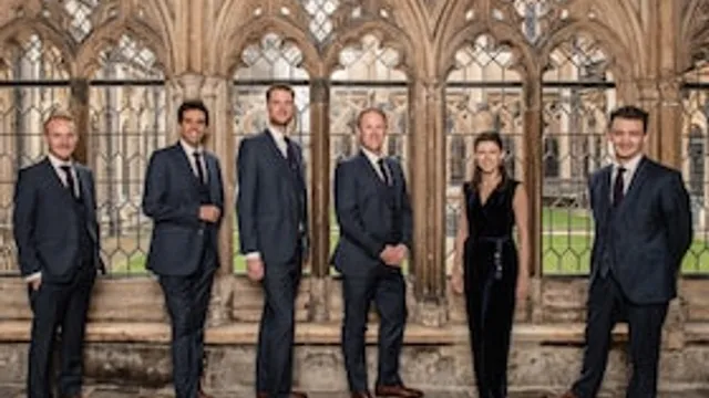 THE QUEEN'S SIX »Royal Christmas« - Weihnachten mit The Queen's Six