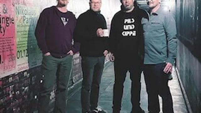 Pils & Kippe trifft 4 Zimmer Küche Bad - der unplugged Singer-Songwriter Rock-Pop-Punk Abend