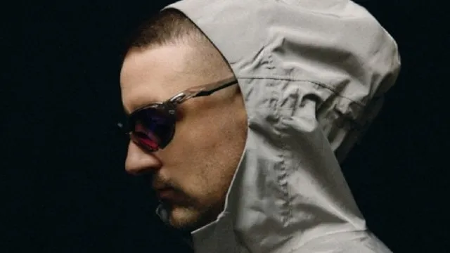Erik Urano