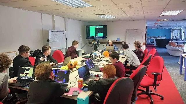 LET'S MAKE GAMES (AGES: 8-12)