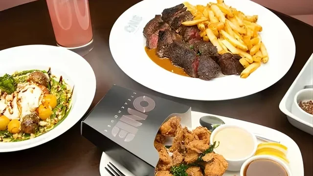 Foodie Tour: Virgin Hotel Private Self-Guided Finger Licking Foodie Tour