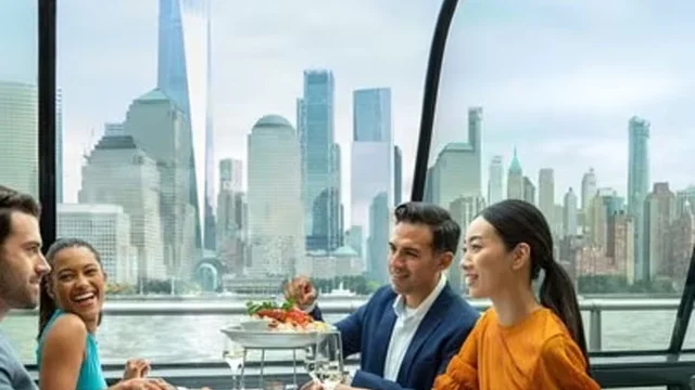 Bateaux New York Premier Brunch Cruise