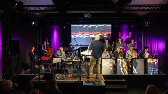 Fette Hupe Heimspiel Nr.3: Fette Hupe feat. Theresia Philipp