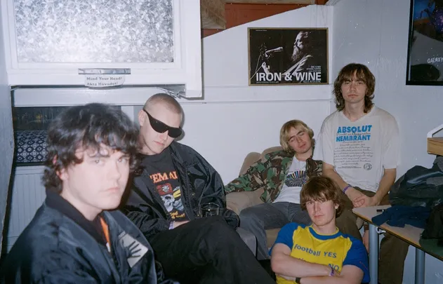 Sylvie's Head (SE) // Revolver