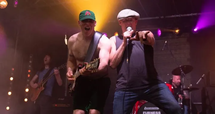 Hells Bells play AC/DC