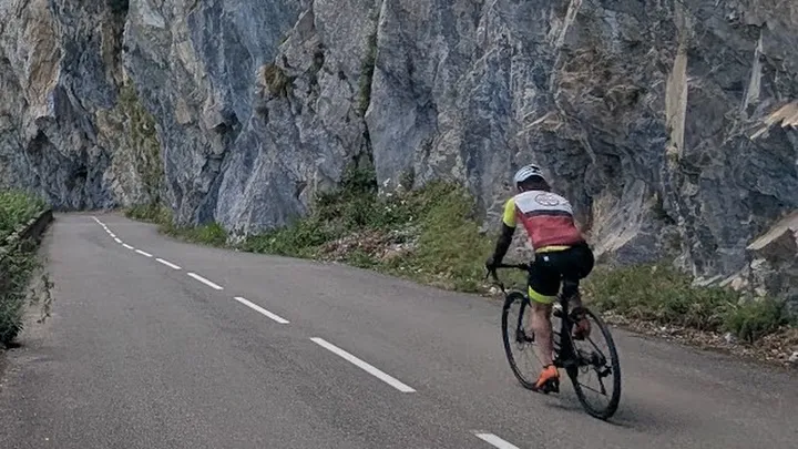 Créer un voyage à vélo à son image [Grèce et Hautes-Pyrénées avec Fred Martin]