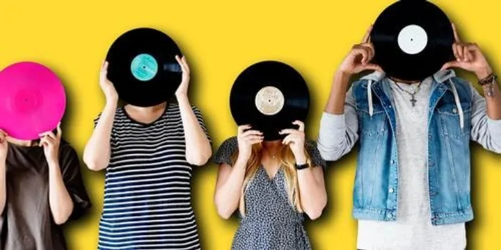 Social Club: Vinyl Listening Club