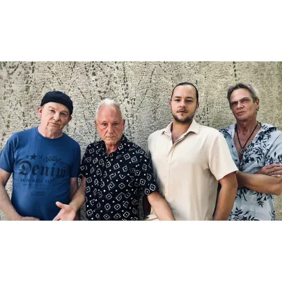Headcases (D) Rock