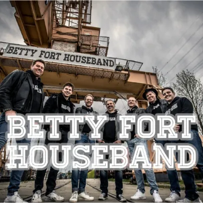 Betty Fort Houseband Betty Fort Houseband // Rock the Ballroom