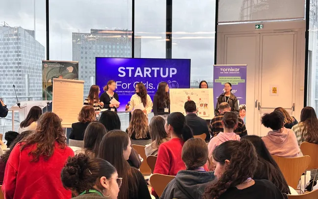 STARTUP for Girls - Édition spéciale IA : filles de la 4ème à la 2nd